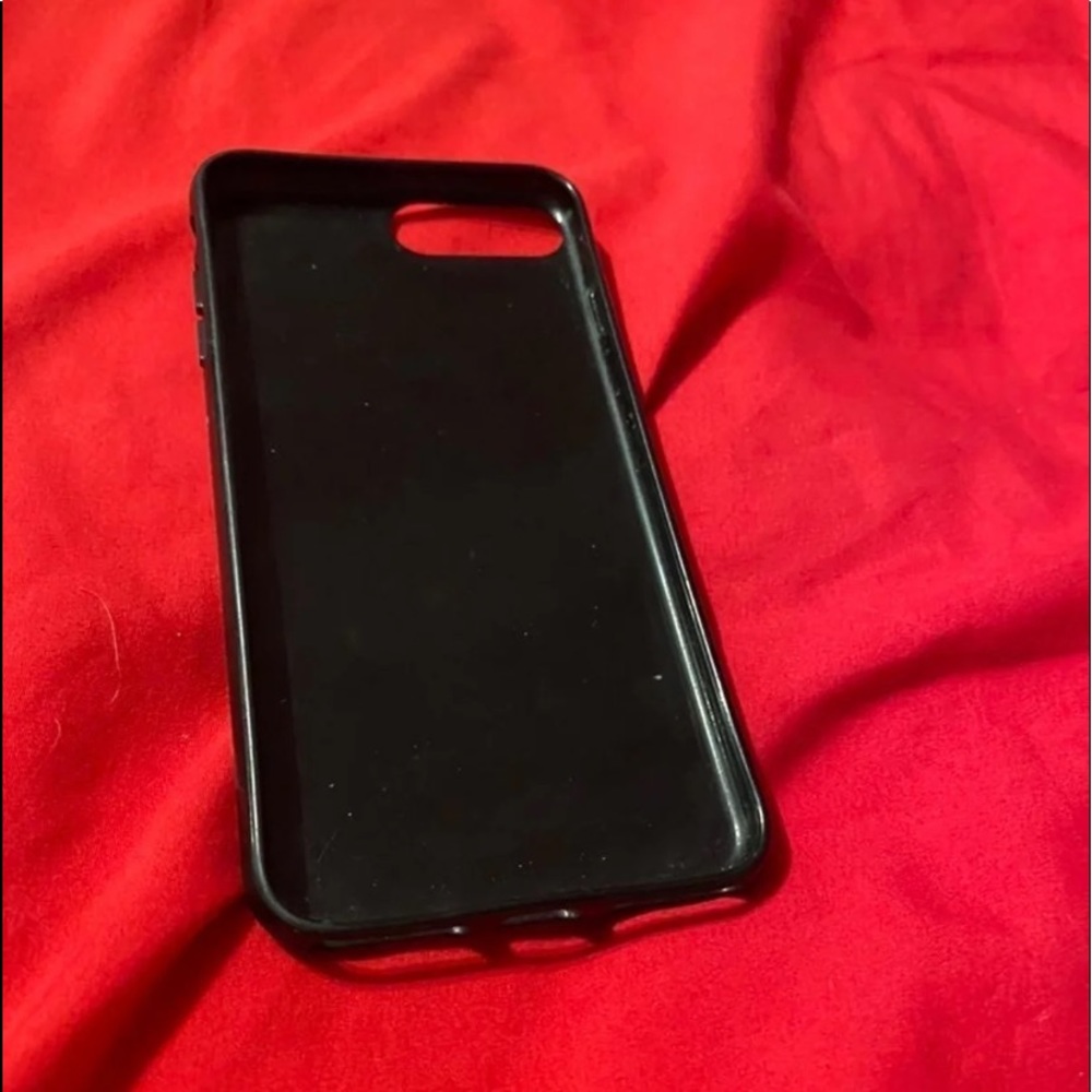 iPhone 7 Plus case - Picture 2 of 3